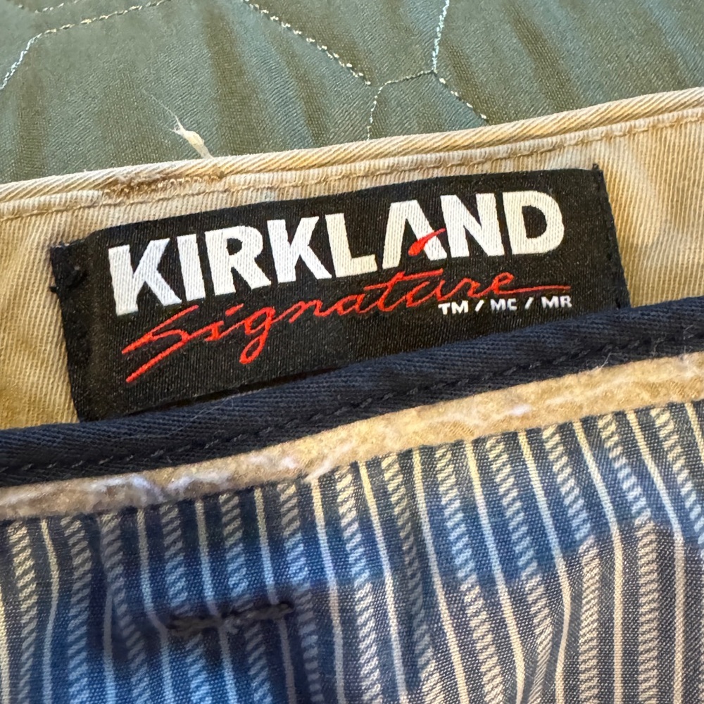 The Kirkland Signature Khaki/ Chino Pants 38W 30L